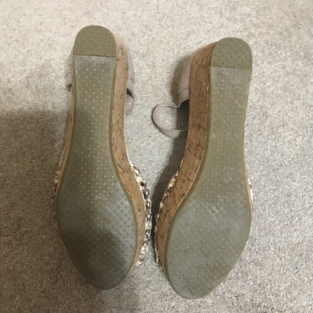 Tom Wedges - Picture 5 of 5